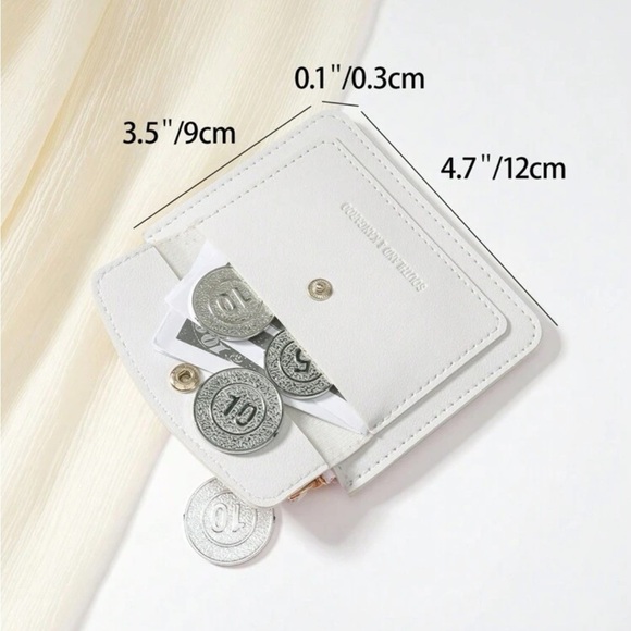 ⚠️Clearance All White Flip Cover Wallet / Cardholder - Picture 3 of 5